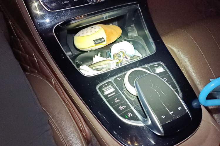 Used Mercedes-Benz E-Class 2017 E 300 L Luxury Model Gear Lever