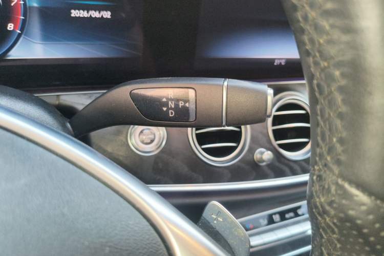 Used Mercedes-Benz E-Class 2017 E 300 L Sport Luxury Edition Gear Lever