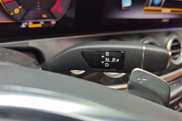 Used Mercedes-Benz E-Class 2017 E 300 L Sport Luxury Edition Gear Lever