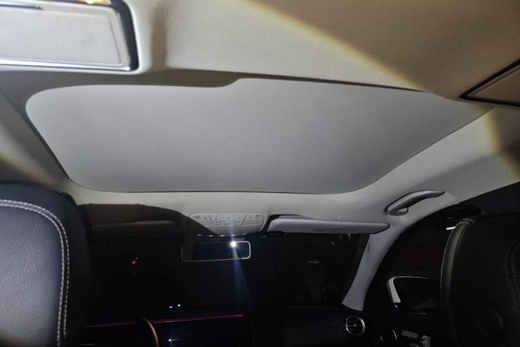 Used Mercedes-Benz E-Class 2017 E 300 L Sport Luxury Edition Headliner