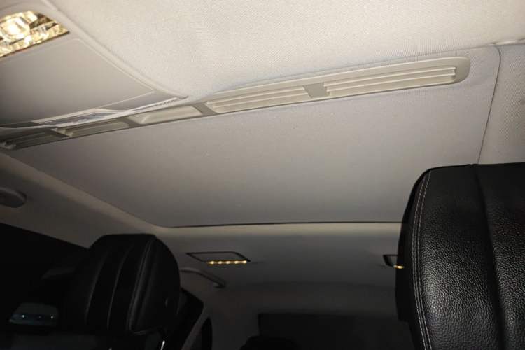Used Mercedes-Benz E-Class 2017 E 300 L Sporty and Stylish Model Headliner