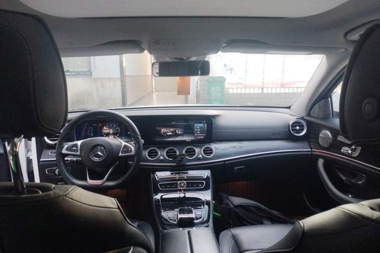 Used Mercedes-Benz E-Class 2017 E 320 L Sport 4MATIC Headliner