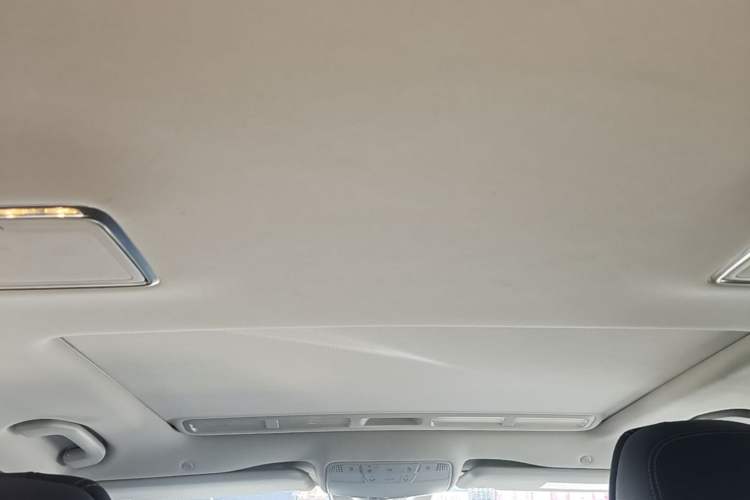Used Mercedes-Benz E-Class 2017 E 200 L Sport 4MATIC Headliner