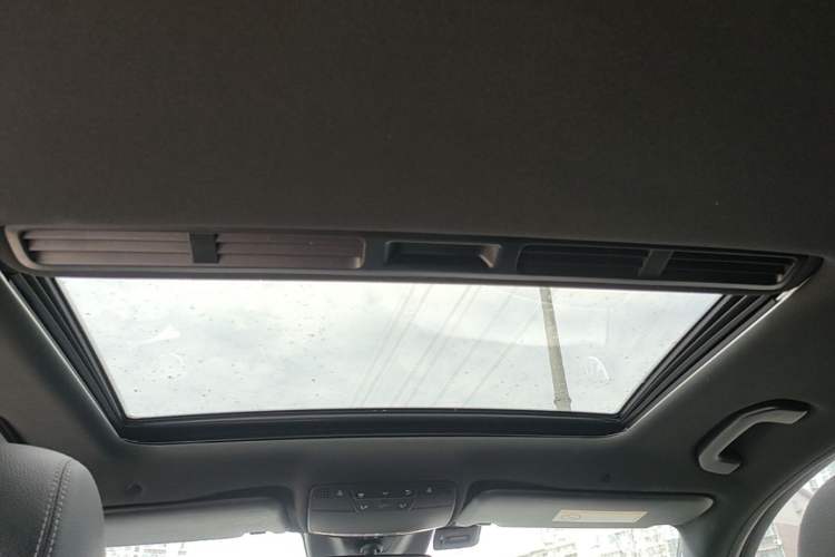 Used Mercedes-Benz E-Class 2017 E 200 Sport 4MATIC Headliner