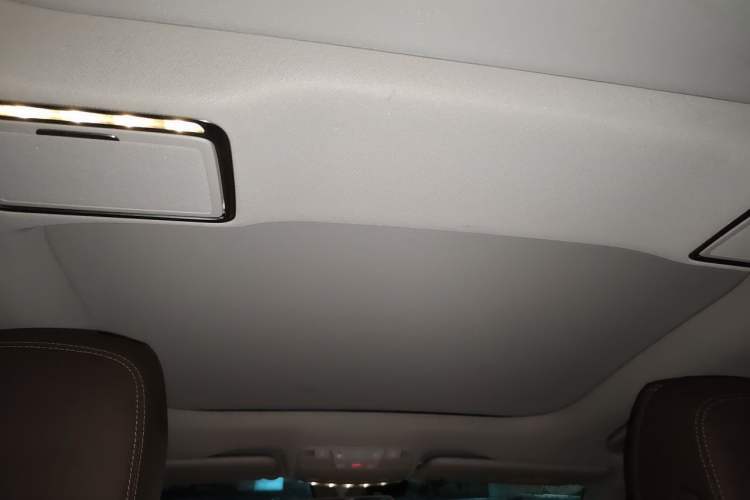 Used Mercedes-Benz E-Class 2017 E 300 L Sporty and Stylish Model Headliner