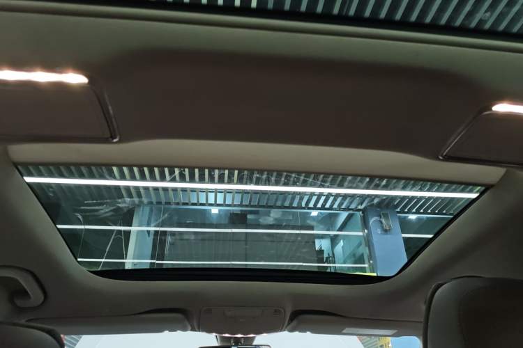 Used Mercedes-Benz E-Class 2017 E 300 L Sporty and Stylish Model Headliner