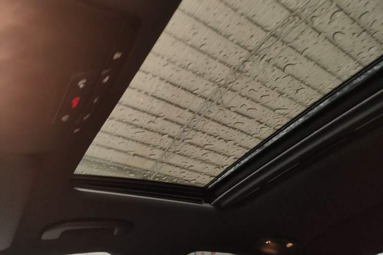 Used Mercedes-Benz E-Class 2017 E 200 Sport Headliner