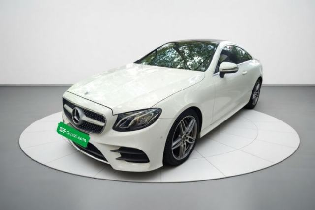 Ojetý Mercedes-Benz E-Class 2017 E 200 Coupe