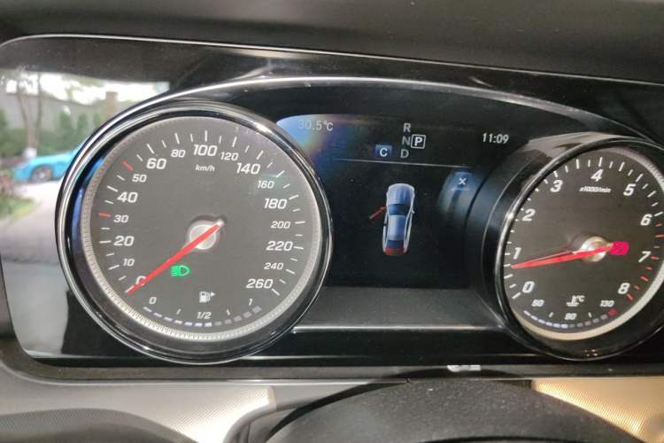 Used Mercedes-Benz E-Class 2017 E 200 Coupe Instrument Cluster