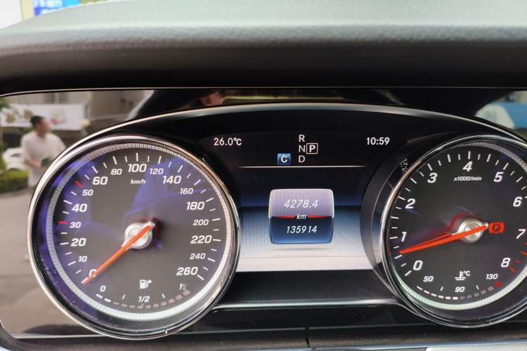 Used Mercedes-Benz E-Class 2017 E 200 4MATIC Coupe Instrument Cluster