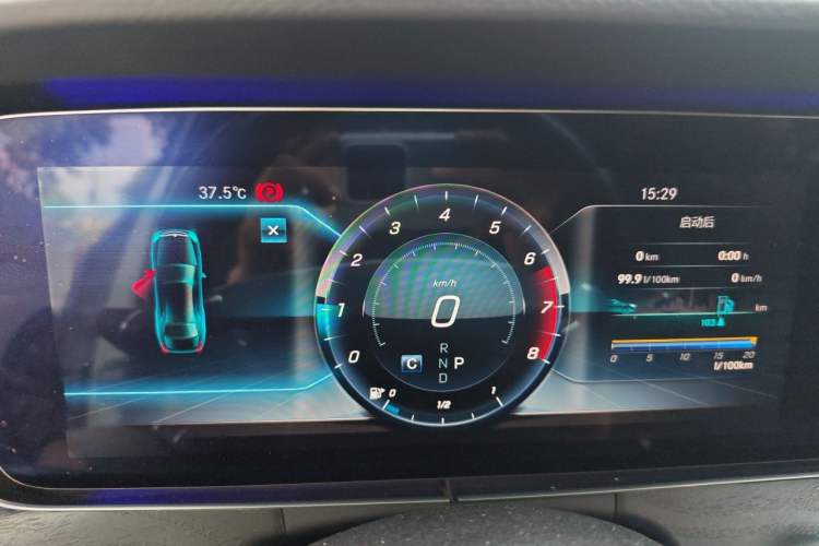 Used Mercedes-Benz E-Class 2017 E 300 L Sport Luxury Edition Instrument Cluster