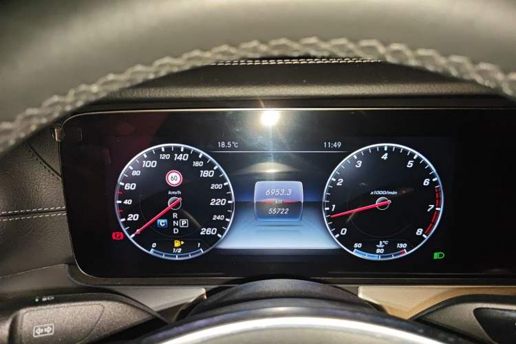 Used Mercedes-Benz E-Class 2017 E 200 4MATIC Coupe Instrument Cluster