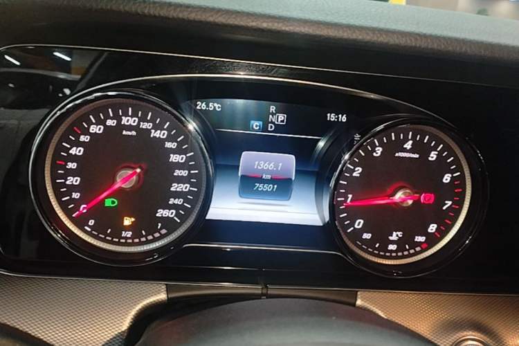 Used Mercedes-Benz E-Class 2017 Facelift E 200 Sport 4MATIC Instrument Cluster