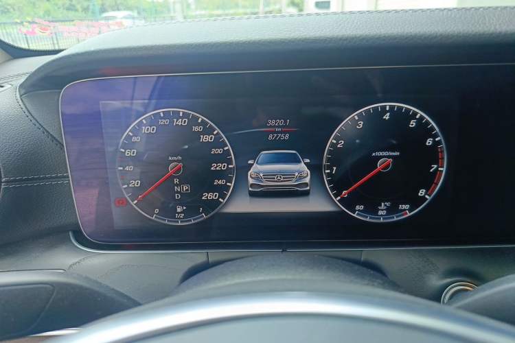 Used Mercedes-Benz E-Class 2017 E 320 L 4MATIC Instrument Cluster