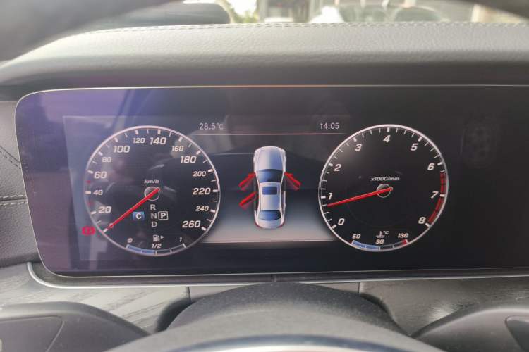 Used Mercedes-Benz E-Class 2017 E 300 L Sporty and Stylish Model Instrument Cluster