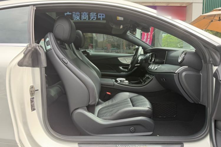 Used Mercedes-Benz E-Class 2017 E 200 4MATIC Coupe Interior 12