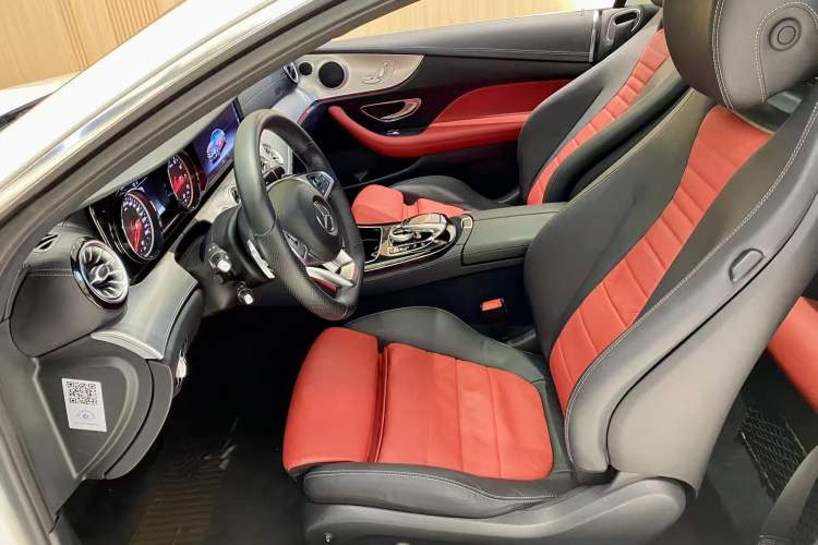 Used Mercedes-Benz E-Class 2017 E 200 4MATIC Coupe Interior 3