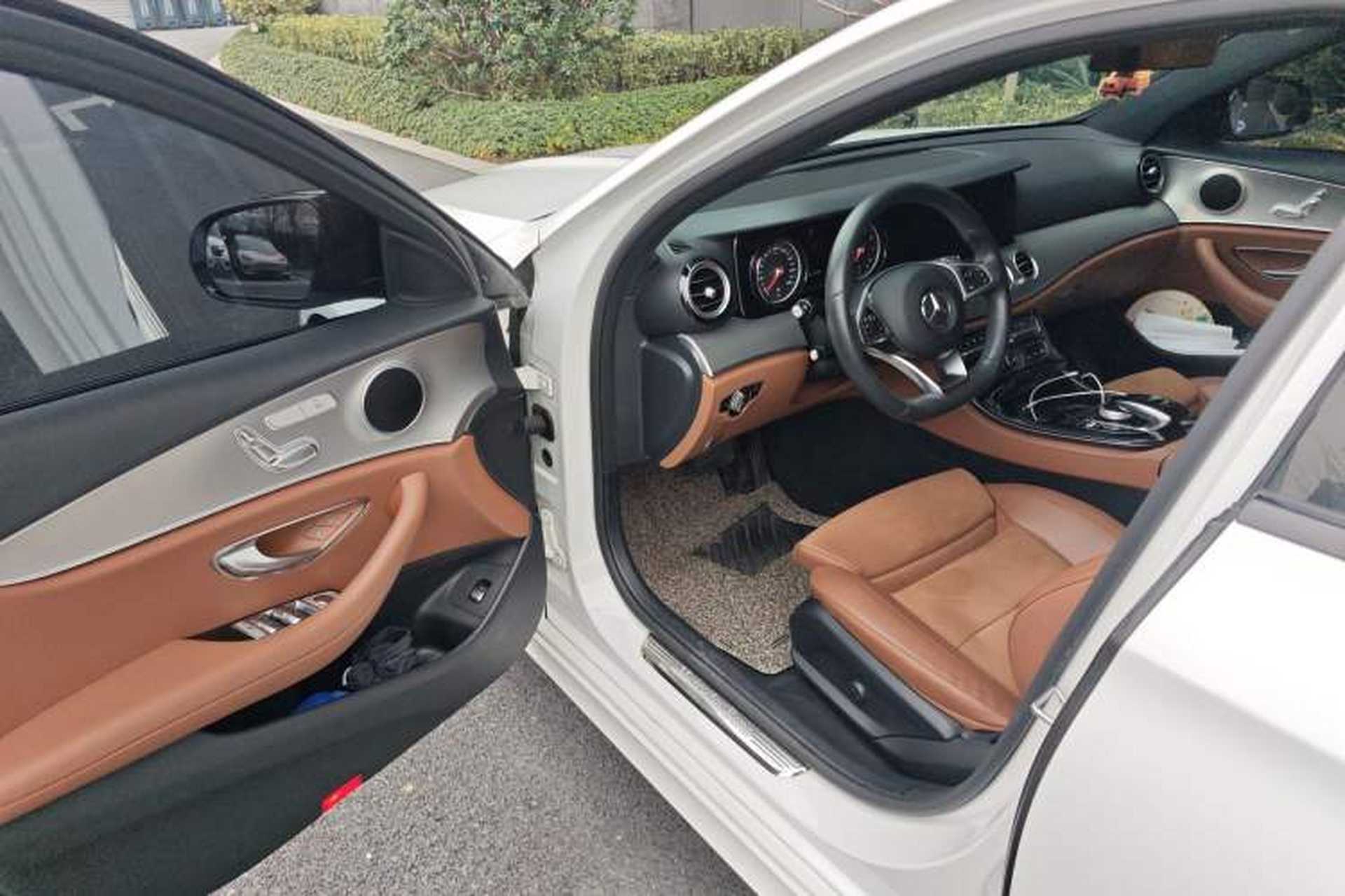 Used Mercedes-Benz E-Class 2017 E 200 Sport Interior 3
