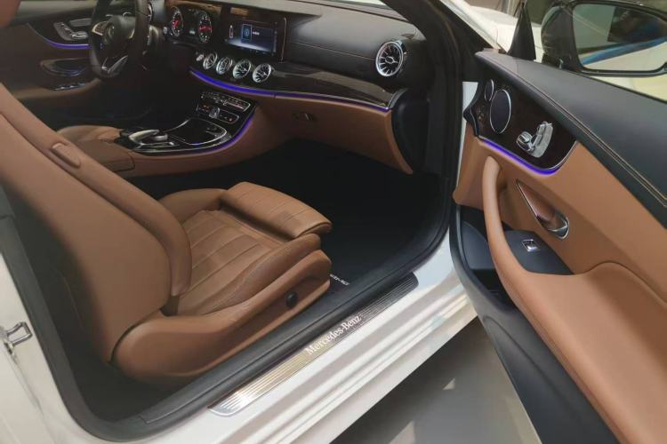 Used Mercedes-Benz E-Class 2017 E 200 Coupe Interior 3