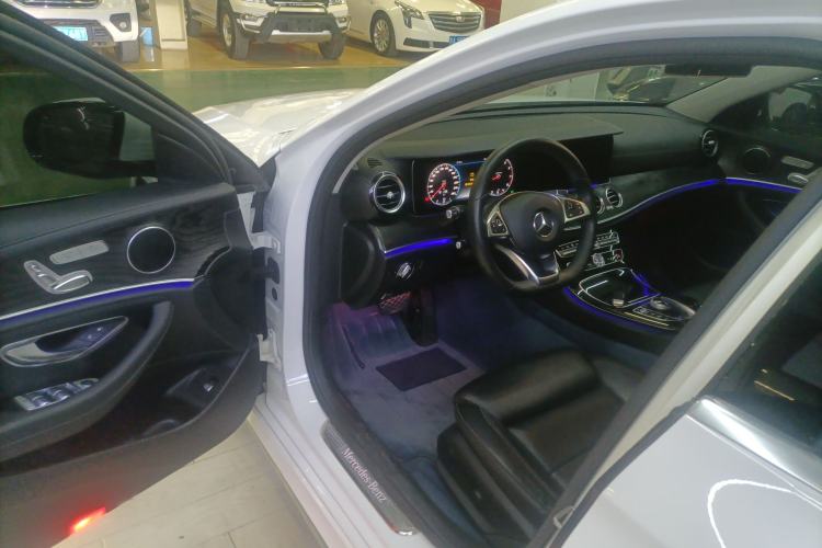 Used Mercedes-Benz E-Class 2017 E 200 L Sport 4MATIC Interior 3