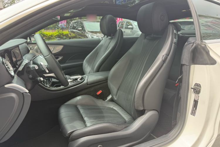 Used Mercedes-Benz E-Class 2017 E 200 4MATIC Coupe Interior 7