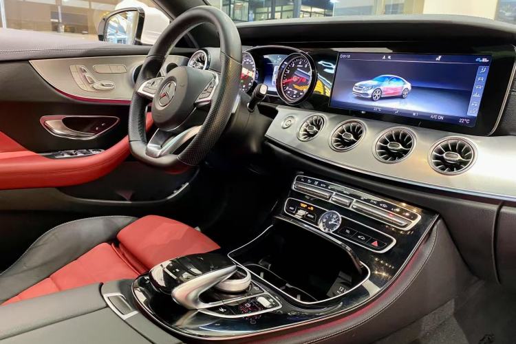 Used Mercedes-Benz E-Class 2017 E 200 4MATIC Coupe Interior 8