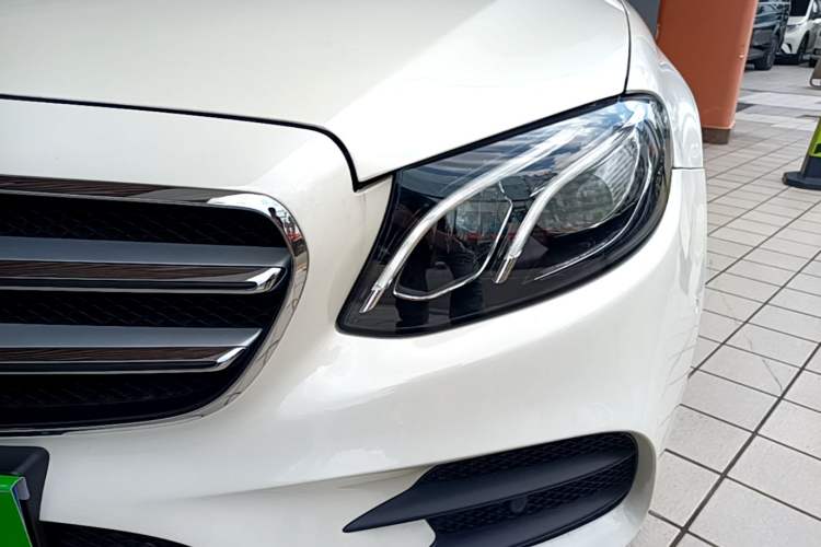 Used Mercedes-Benz E-Class 2017 E 200 L Sport 4MATIC Left Front Headlight