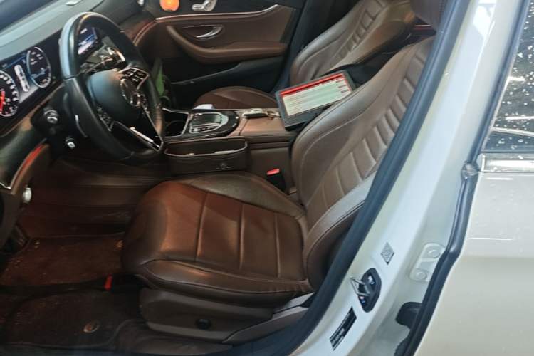 Used Mercedes-Benz E-Class 2017 E 300 L Sport Luxury Edition Left Front Seat