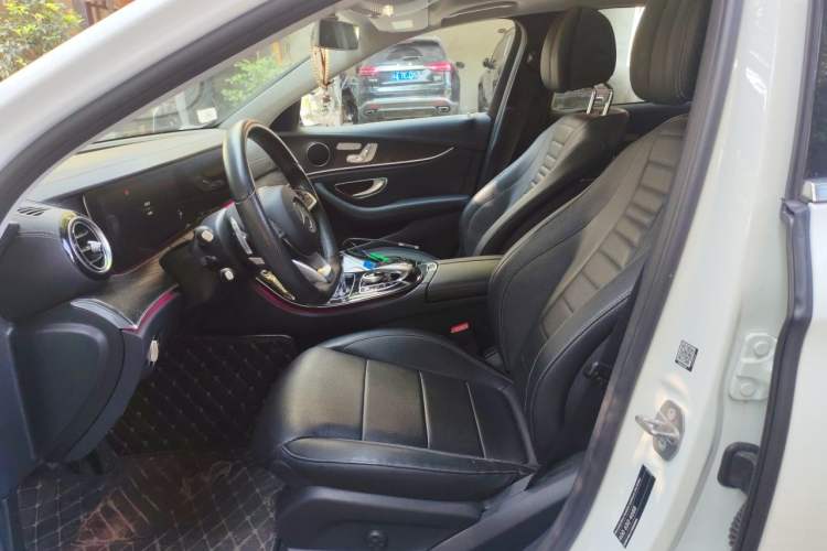 Used Mercedes-Benz E-Class 2017 E 300 L Sport Luxury Edition Left Front Seat