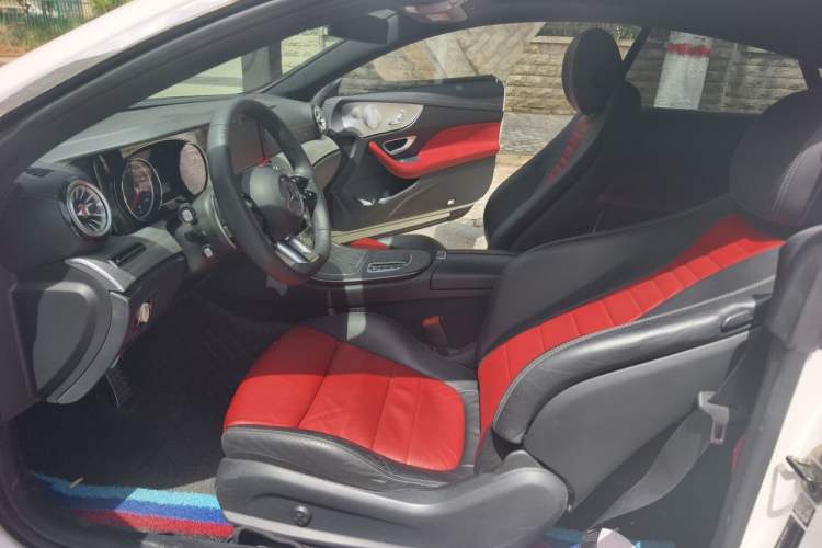 Used Mercedes-Benz E-Class 2017 E 300 Coupe Left Front Seat