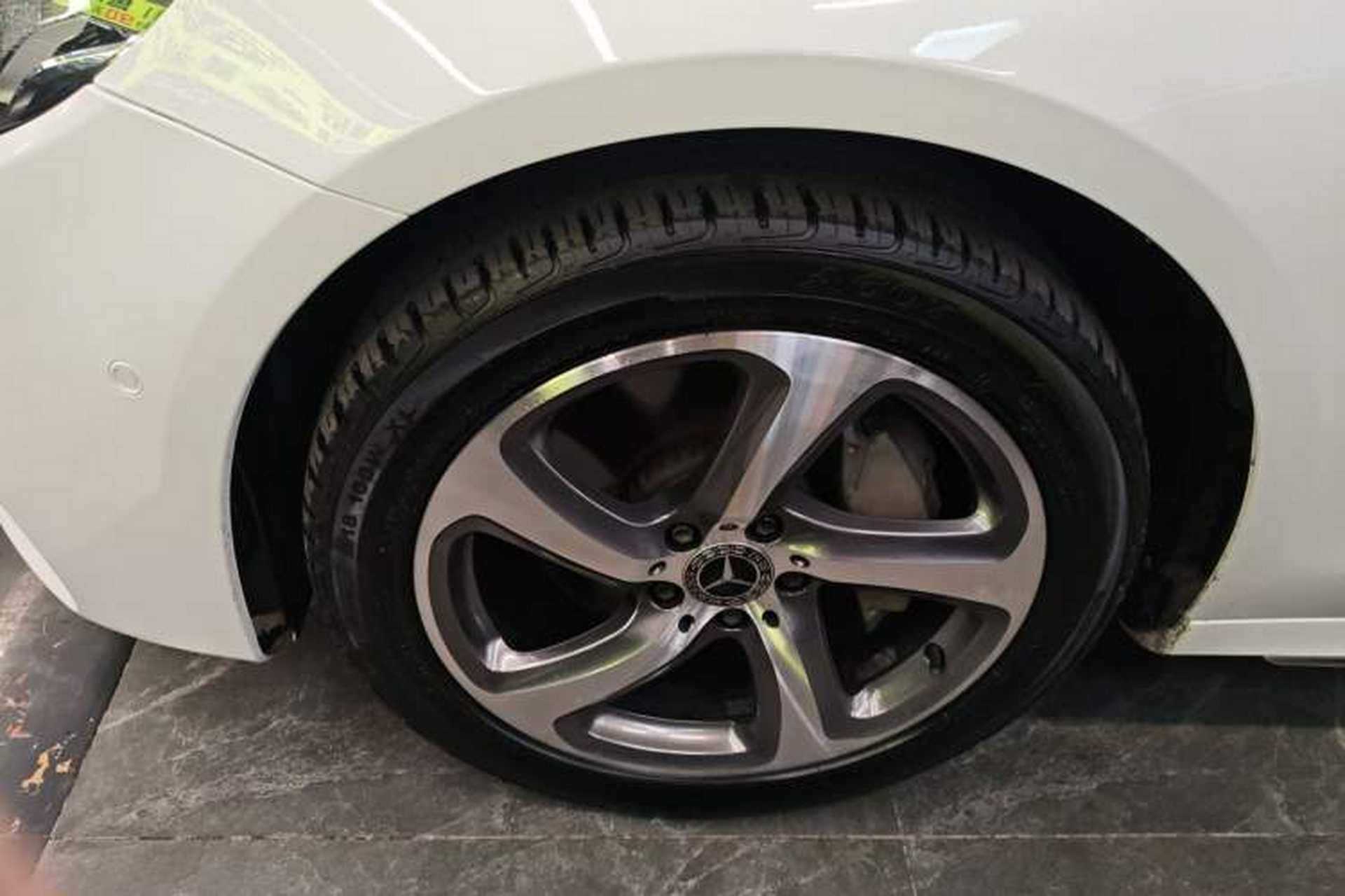 Used Mercedes-Benz E-Class 2017 E 300 L Sporty and Stylish Model Left Front Wheel Hub