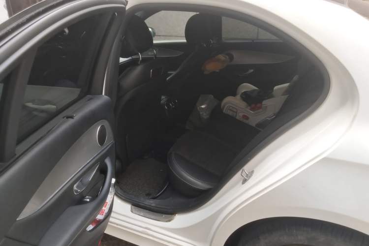 Used Mercedes-Benz E-Class 2017 E 300 Sport Edition Left Rear Seat