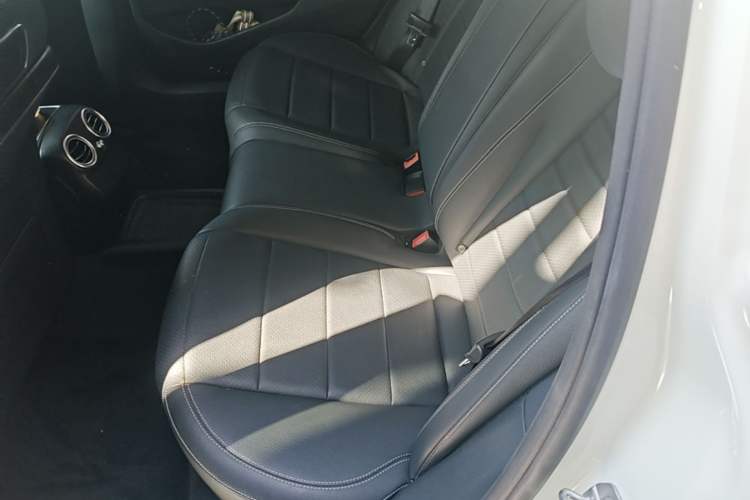 Used Mercedes-Benz E-Class 2017 E 200 L Sport 4MATIC Left Rear Seat