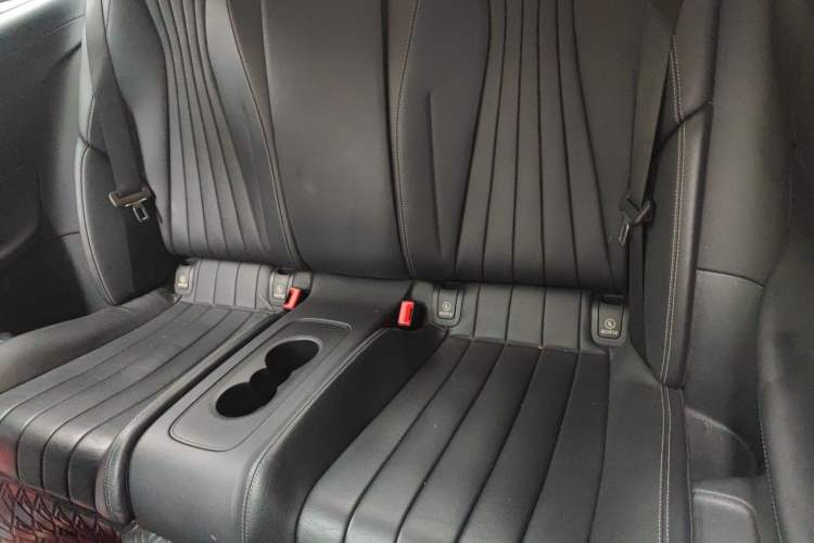 Used Mercedes-Benz E-Class 2017 E 200 4MATIC Coupe Left Rear Seat