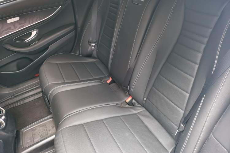 Used Mercedes-Benz E-Class 2017 E 300 L Sport Luxury Edition Left Rear Seat