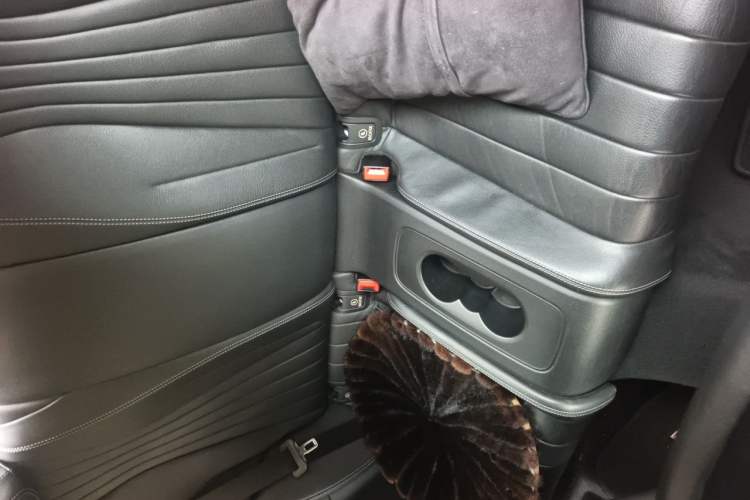 Used Mercedes-Benz E-Class 2017 E 200 Coupe Left Rear Seat