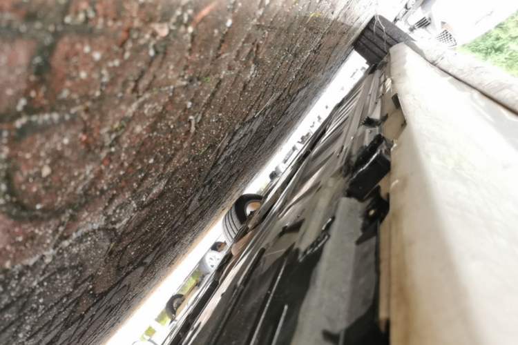 Used Mercedes-Benz E-Class 2017 E 300 L Sport Luxury Edition Left Side Sill