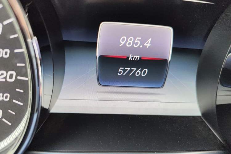 Used Mercedes-Benz E-Class 2017 E 300 Sport Edition Odometer Close Up