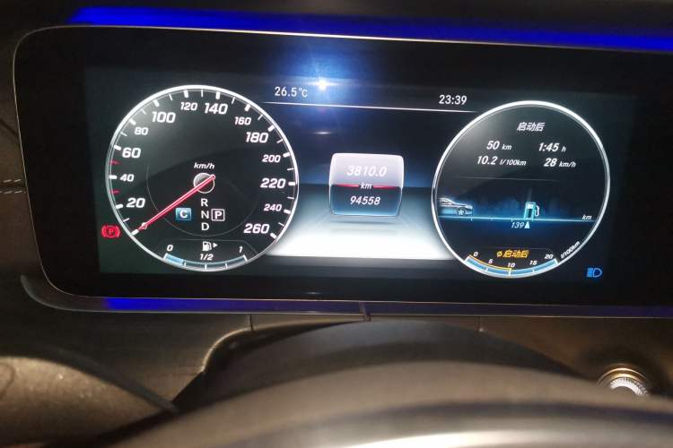 Used Mercedes-Benz E-Class 2017 E 200 L Sport 4MATIC Odometer Close Up