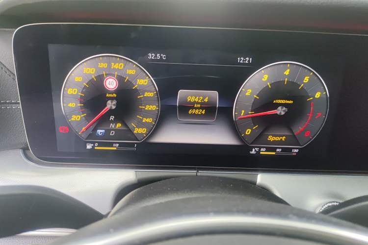 Used Mercedes-Benz E-Class 2017 E 200 4MATIC Coupe Odometer Close Up