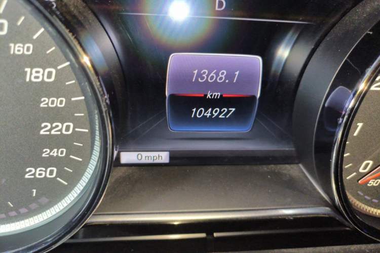 Used Mercedes-Benz E-Class 2017 Facelift E 200 Sport 4MATIC Odometer Close Up