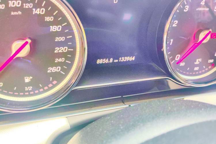 Used Mercedes-Benz E-Class 2017 E 200 Coupe Odometer Close Up