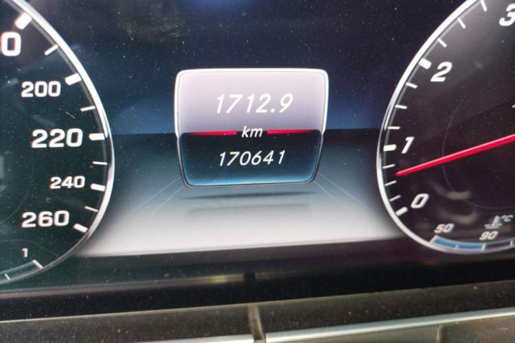 Used Mercedes-Benz E-Class 2017 E 320 L Sport 4MATIC Odometer Close Up