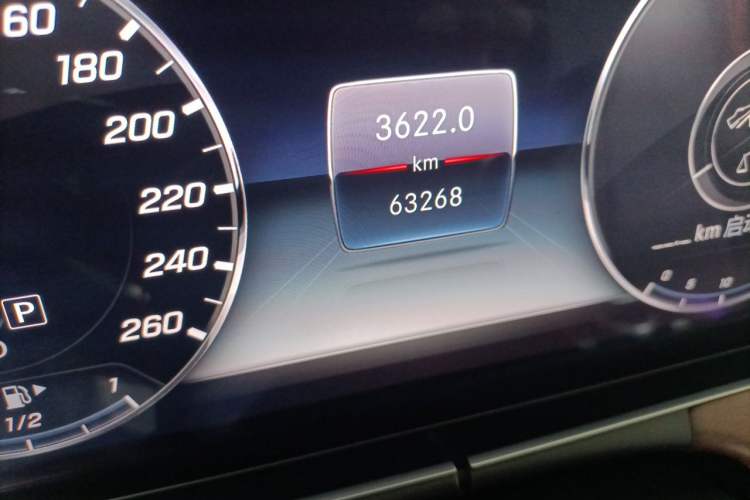 Used Mercedes-Benz E-Class 2017 E 300 L Luxury Model Odometer Close Up