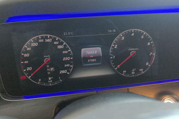 Used Mercedes-Benz E-Class 2017 E 300 L Sport Luxury Edition Odometer Close Up
