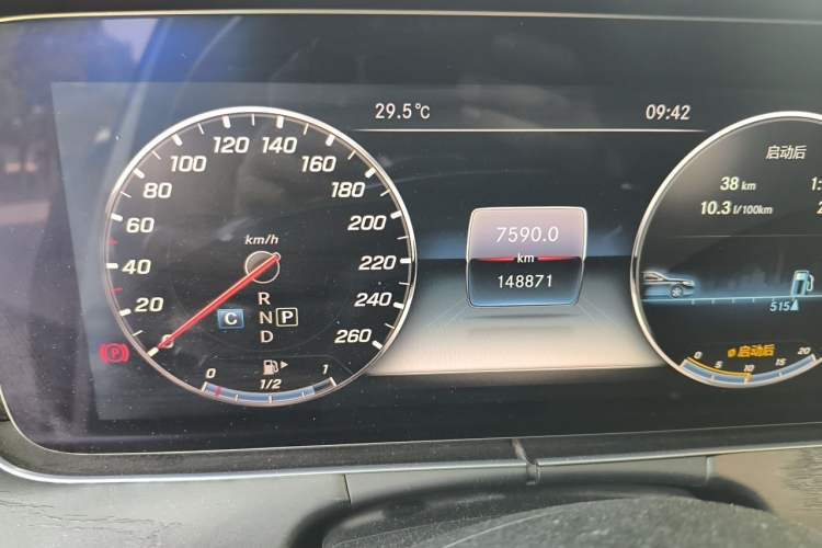 Used Mercedes-Benz E-Class 2017 E 300 L Sport Luxury Edition Odometer Close Up