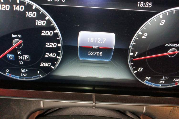 Used Mercedes-Benz E-Class 2017 E 300 L Sport Luxury Edition Odometer Close Up