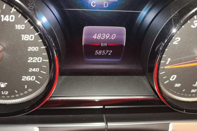Used Mercedes-Benz E-Class 2017 E 200 Coupe Odometer Close Up