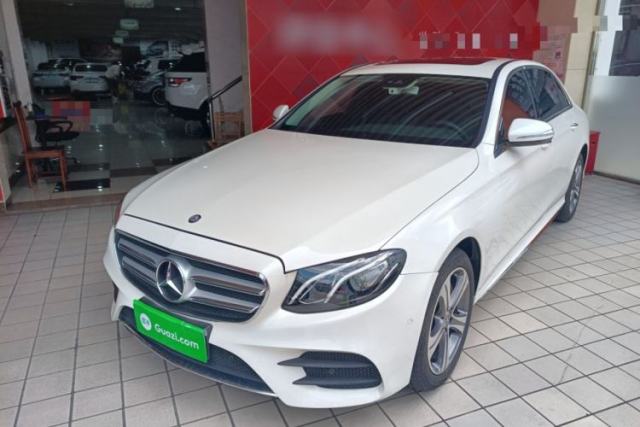 Ojetý Mercedes-Benz E-Class 2017 E 200 L Sport 4MATIC