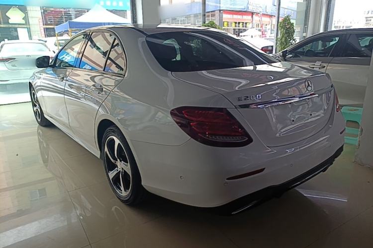 Used Mercedes-Benz E-Class 2017 E 200 Sport Rear Left 45 Deg